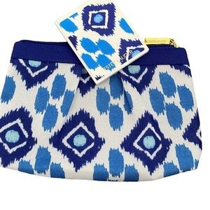 Estée Lauder Cosmetic Bag With Mirror Aztec Print‎